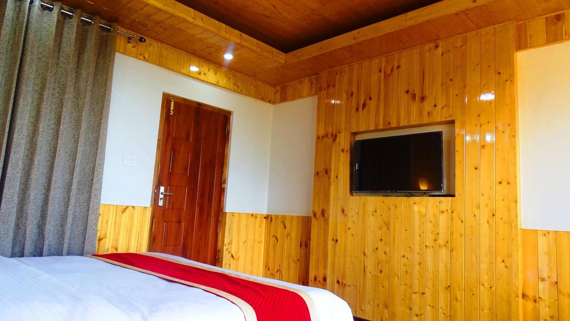 Humble Holiday Inn Kufri Simla Exterior foto